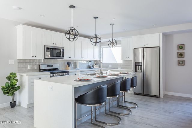 4301 N 78TH Street, Scottsdale, AZ 85251