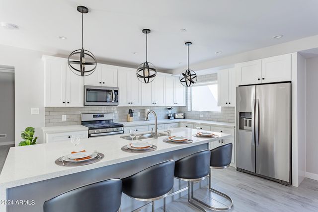 4301 N 78TH Street, Scottsdale, AZ 85251