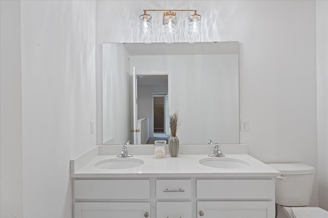 6733 Jorgensen Avenue S, Cottage Grove, MN 55016