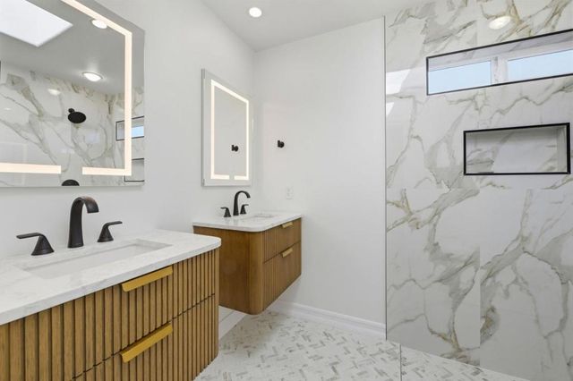 2125 Howard, San Carlos, CA 94070