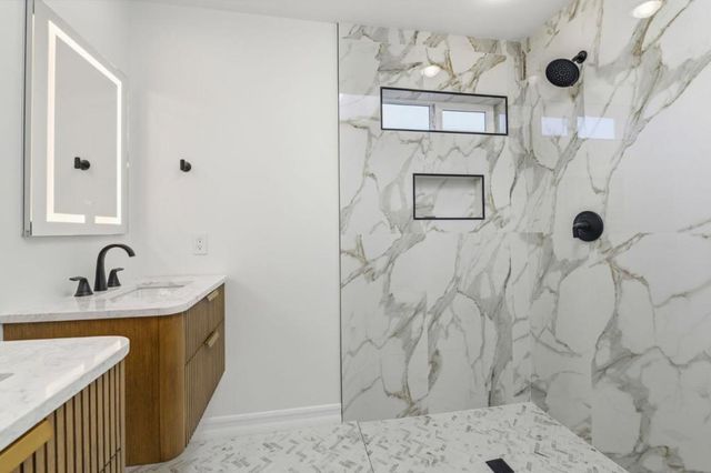 2125 Howard, San Carlos, CA 94070