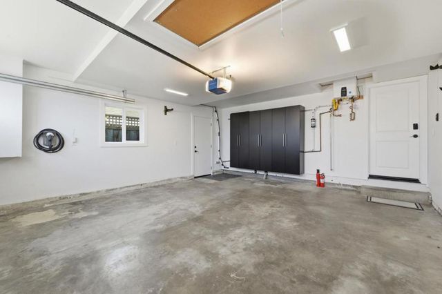 2125 Howard, San Carlos, CA 94070