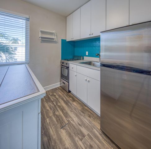 101 S Palmway Unit 11, Lake Worth Beach, FL 33460