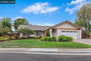 320 McCloud Pl, Danville, CA 94526
