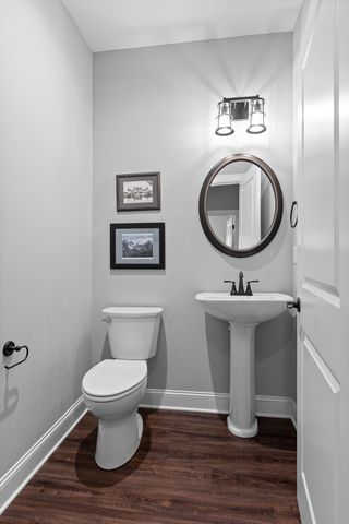 815 Wellstone Drive, Chattanooga, TN 37405