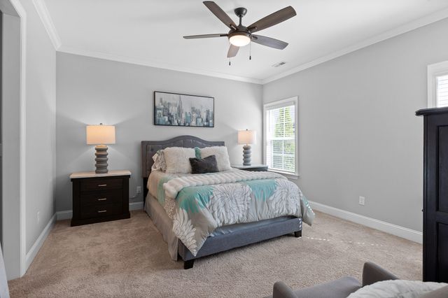 815 Wellstone Drive, Chattanooga, TN 37405