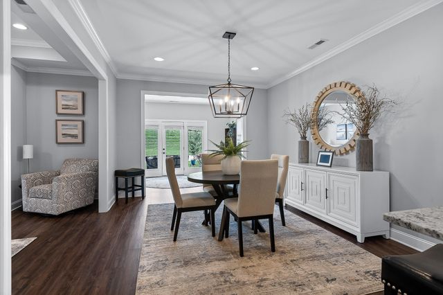 815 Wellstone Drive, Chattanooga, TN 37405