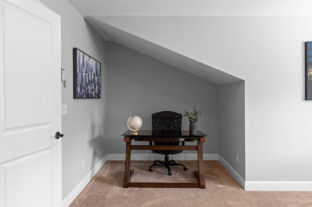 815 Wellstone Drive, Chattanooga, TN 37405