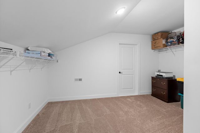 815 Wellstone Drive, Chattanooga, TN 37405