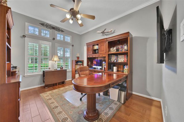 1833 Pembrook Circle, Conroe, TX 77301