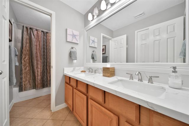 1833 Pembrook Circle, Conroe, TX 77301