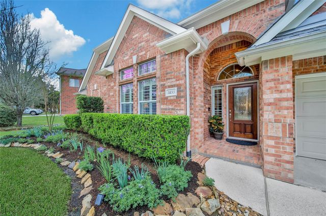 1833 Pembrook Circle, Conroe, TX 77301