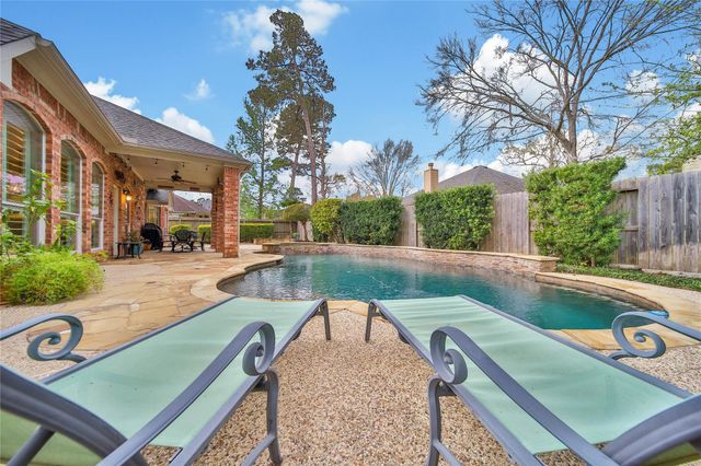 1833 Pembrook Circle, Conroe, TX 77301