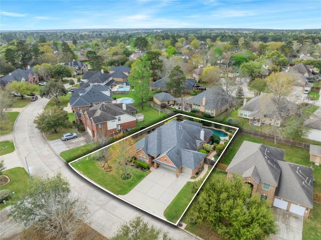 1833 Pembrook Circle, Conroe, TX 77301