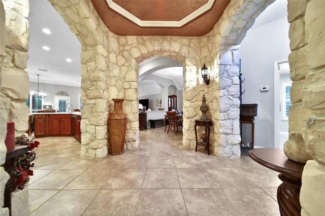 1833 Pembrook Circle, Conroe, TX 77301