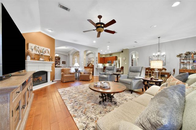 1833 Pembrook Circle, Conroe, TX 77301