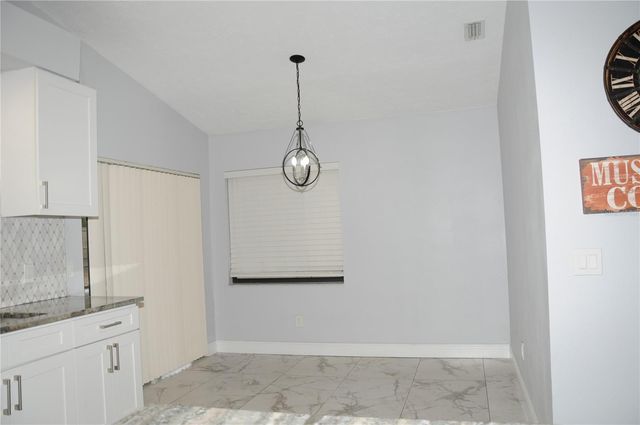 2106 WHITLOCK PLACE, Dover, FL 33527