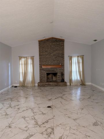 2106 WHITLOCK PLACE, Dover, FL 33527