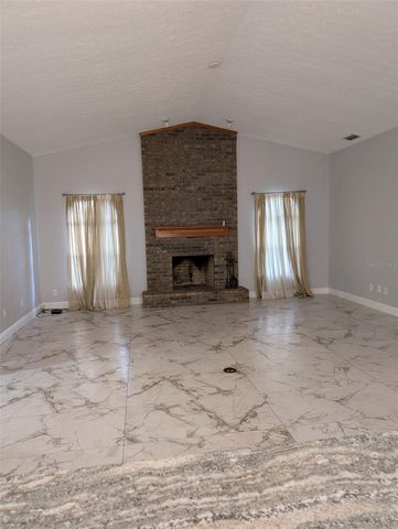 2106 WHITLOCK PLACE, Dover, FL 33527