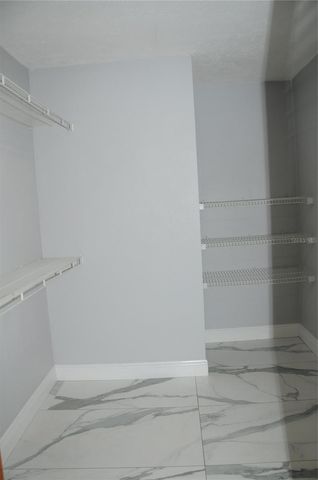 2106 WHITLOCK PLACE, Dover, FL 33527