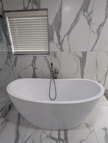 2106 WHITLOCK PLACE, Dover, FL 33527