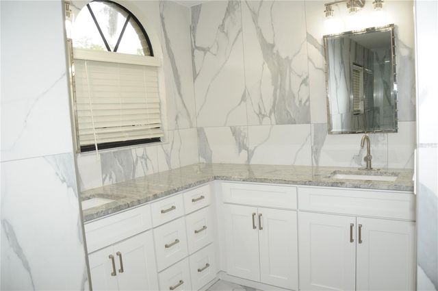 2106 WHITLOCK PLACE, Dover, FL 33527