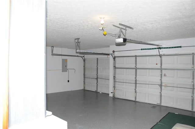 2106 WHITLOCK PLACE, Dover, FL 33527