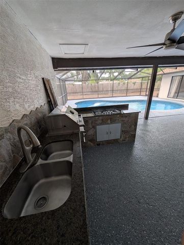 2106 WHITLOCK PLACE, Dover, FL 33527