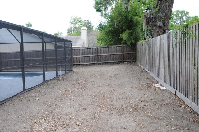 2106 WHITLOCK PLACE, Dover, FL 33527