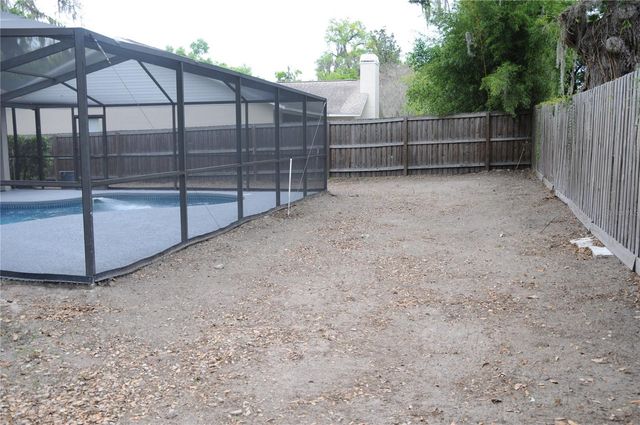 2106 WHITLOCK PLACE, Dover, FL 33527