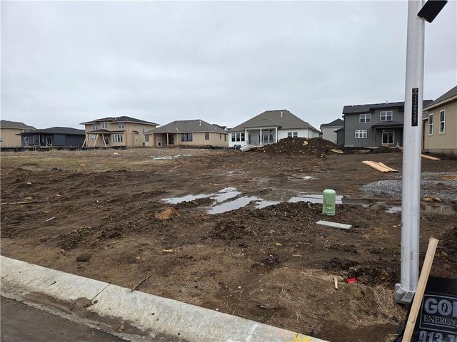 17385 W 169th Place, Olathe, KS 66062