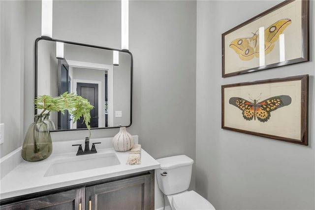17385 W 169th Place, Olathe, KS 66062