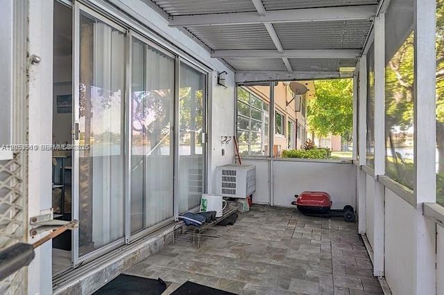 19000 NE 3rd Ct 405, Miami, FL 33179