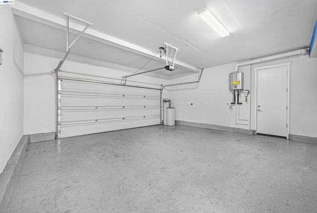 37645 Bay Crest Rd, Newark, CA 94560