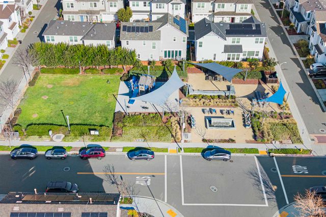 37645 Bay Crest Rd, Newark, CA 94560