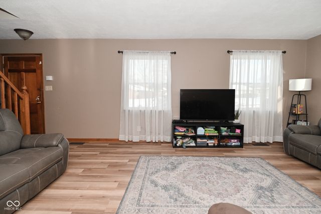 2517 Lawrence Avenue, Indianapolis, IN 46227