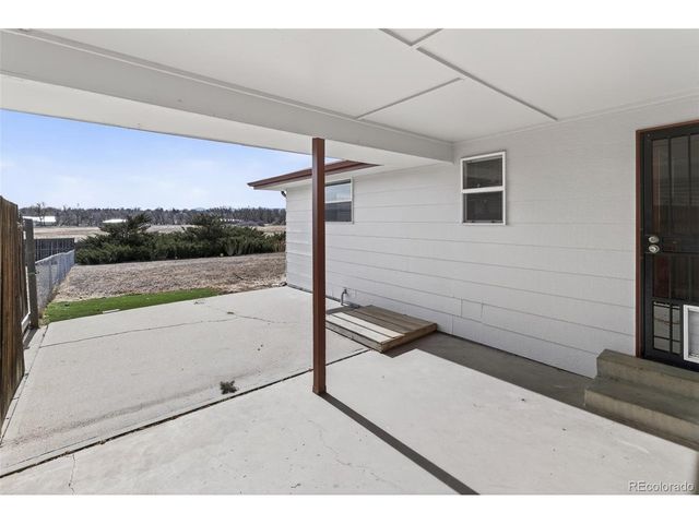 9022 W Washburn Pl, Lakewood, CO 80227