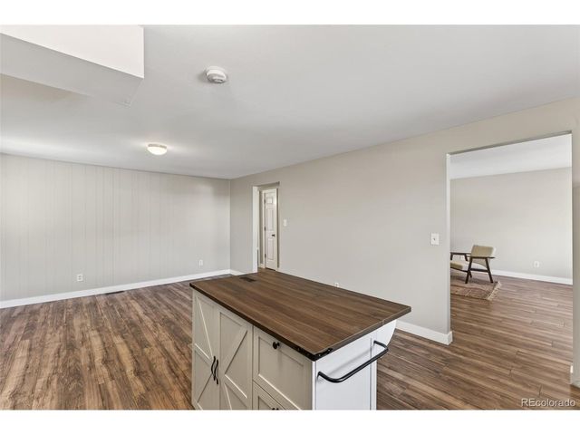 9022 W Washburn Pl, Lakewood, CO 80227