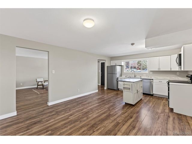 9022 W Washburn Pl, Lakewood, CO 80227