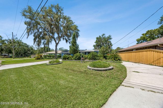 5436 WATERSIDE Drive, Jacksonville, FL 32210