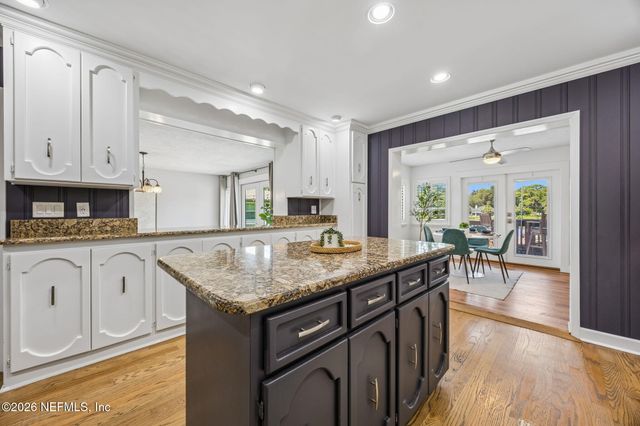5436 WATERSIDE Drive, Jacksonville, FL 32210