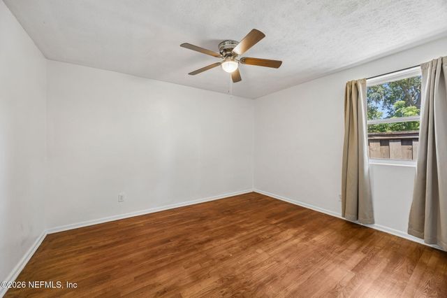 5436 WATERSIDE Drive, Jacksonville, FL 32210