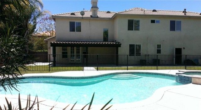 43 Valencia Lane, Redlands, CA 92374