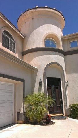 43 Valencia Lane, Redlands, CA 92374