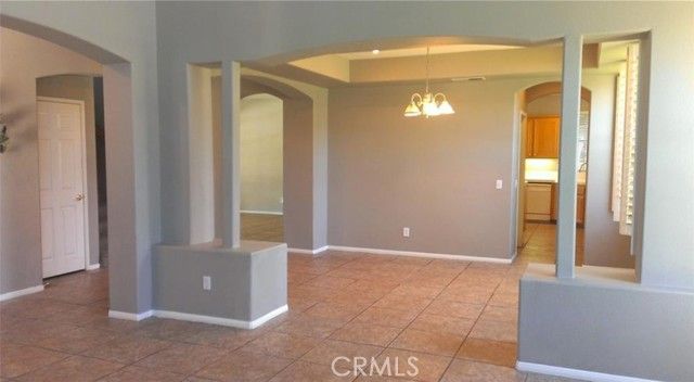 43 Valencia Lane, Redlands, CA 92374