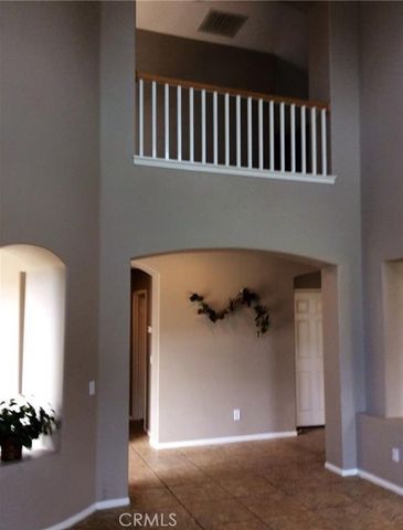 43 Valencia Lane, Redlands, CA 92374