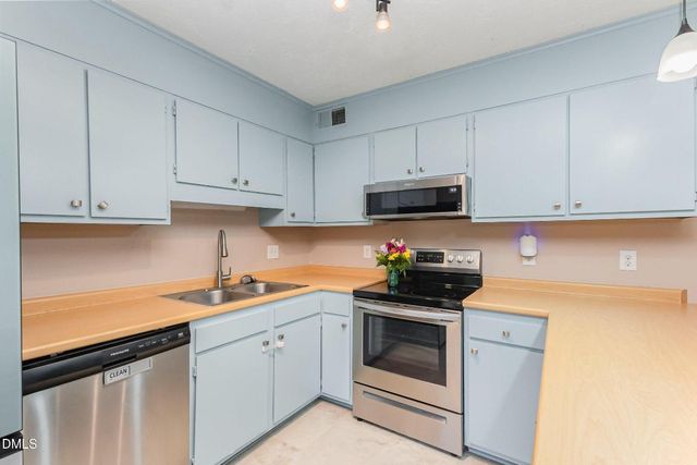 6770 Weeping Water Run, Fayetteville, NC 28314