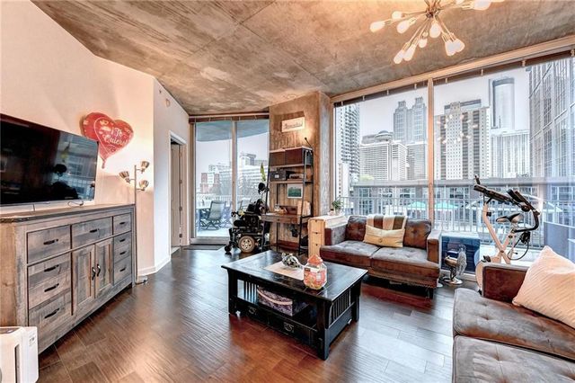 400 W Peachtree Street NW 711, Atlanta, GA 30308