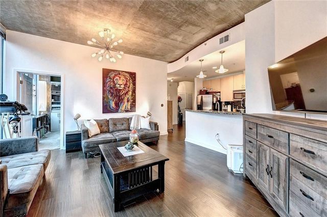 400 W Peachtree Street NW 711, Atlanta, GA 30308