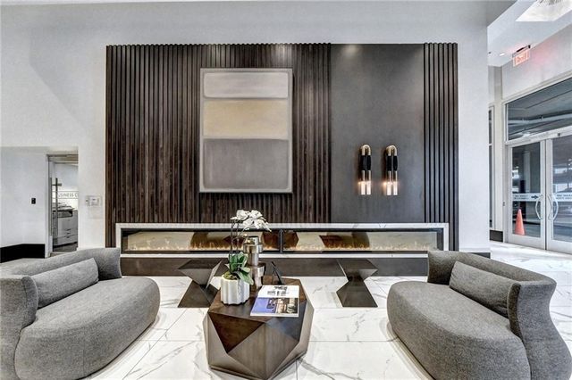 400 W Peachtree Street NW 711, Atlanta, GA 30308